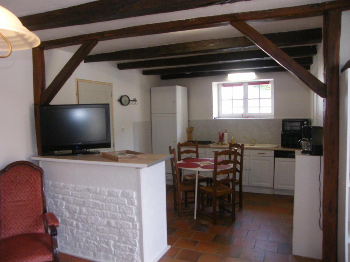 Le Petit Bretigny Guest House Beaumont  Exterior foto